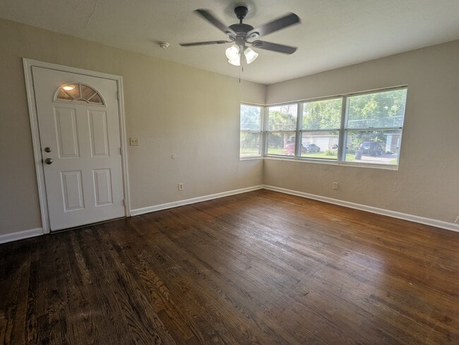 5045 Kerle St in Jacksonville, FL - Building Photo - Building Photo