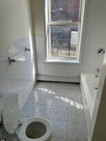 200 Woodworth Ave in Yonkers, NY - Building Photo