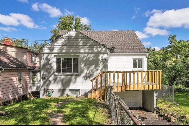 property at 3111 Mary St