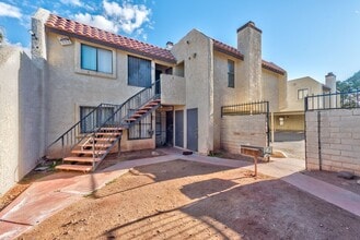 2117 Sun Ave in North Las Vegas, NV - Building Photo - Building Photo