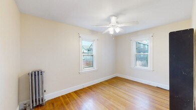 93 Bailey Rd, Unit #1 in Somerville, MA - Building Photo - Building Photo