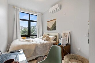 150 Eagle St in Brooklyn, NY - Building Photo - Building Photo