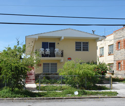 842 NW 3rd St Apartments