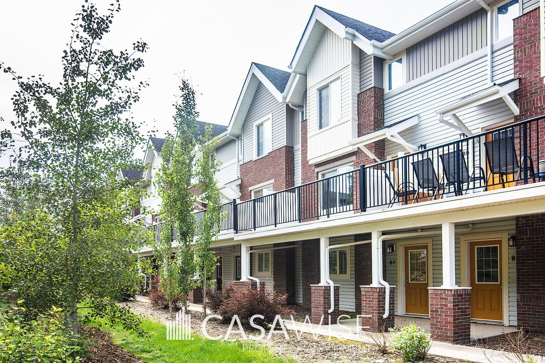 2336-2336 Aspen Trail in Sherwood Park, AB - Building Photo