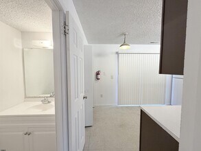 53 Greenwich Dr in Galloway, NJ - Building Photo - Building Photo