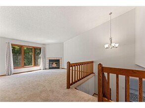 15465 Sussex Dr in Minnetonka, MN - Building Photo - Building Photo