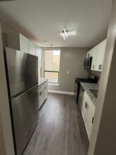 3342 Huntley Sq Dr in Temple Hills, MD - Building Photo - Building Photo