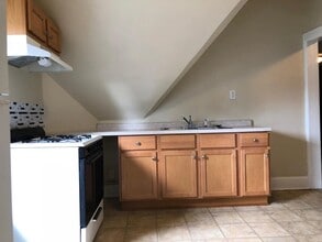 1741 N Farwell Ave in Milwaukee, WI - Building Photo - Building Photo