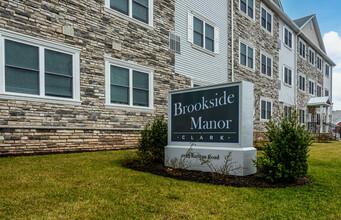 Brookside Manor Clark in Clark, NJ - Building Photo - Building Photo