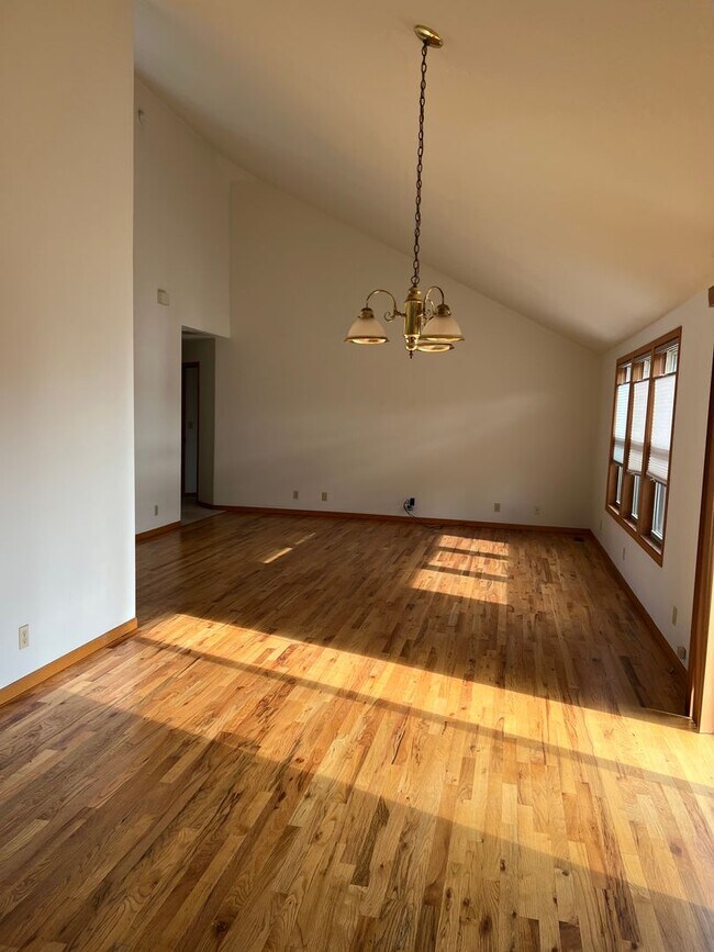 1673 Calen Ln in Mckinleyville, CA - Building Photo - Building Photo