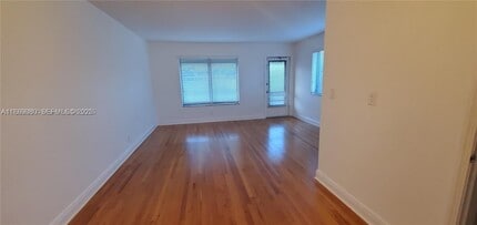 535 74th St in Miami Beach, FL - Building Photo - Building Photo