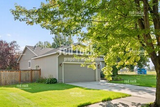 1204 N Ormond Rd in Liberty Lake, WA - Building Photo - Building Photo