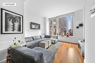 15 William St in New York, NY - Building Photo