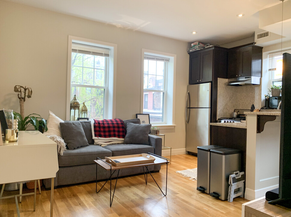 33 Anderson St in Boston, MA - Building Photo