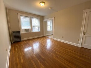 18 Agassiz St, Unit 4 in Cambridge, MA - Building Photo - Building Photo