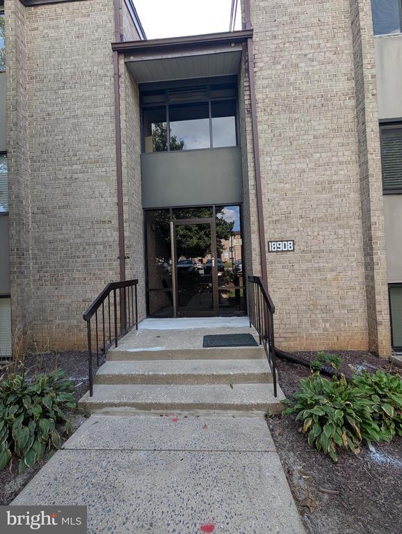 18908 Smoothstone Way in Montgomery Village, MD - Building Photo - Building Photo