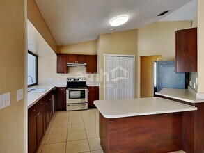 1501 SE Mariana Rd in Port St. Lucie, FL - Building Photo - Building Photo