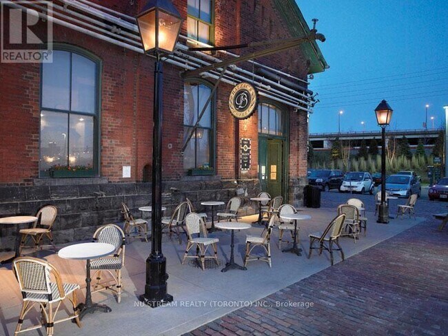 390 Cherry St in Toronto, ON - Building Photo - Building Photo