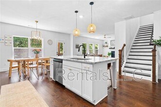 178 Crestbrook Wy in Dallas, GA - Building Photo - Building Photo