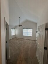 1425 Millbrook Dr in Algonquin, IL - Building Photo - Building Photo