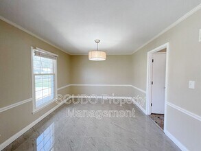 7309 W 100th Pl in Overland Park, KS - Building Photo - Building Photo