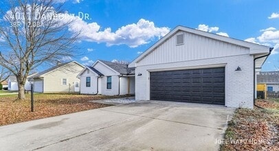 4011 Danbury Dr in Champaign, IL - Building Photo - Building Photo