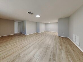 6116 1st Ave in New Port Richey, FL - Building Photo - Building Photo