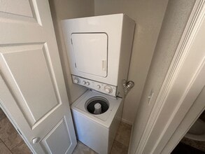 1634 W Village Way in Tempe, AZ - Building Photo - Building Photo