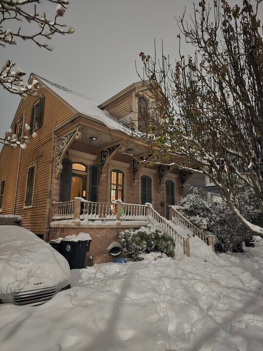 324 Olivier St in New Orleans, LA - Foto de edificio