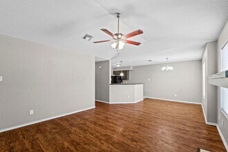 4208 Duval Rd in Austin, TX - Building Photo - Building Photo