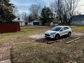 4209 Shelby St in Indianapolis, IN - Building Photo - Building Photo