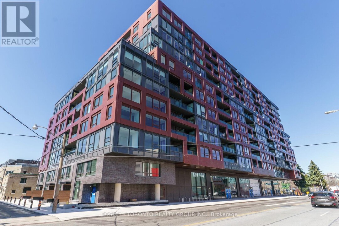 28-828 Eastern Ave in Toronto, ON - Building Photo