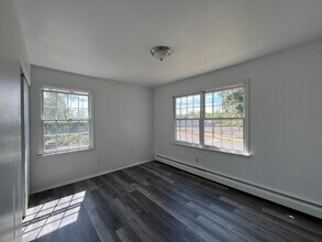 325 W High St in Oxford, OH - Building Photo - Building Photo