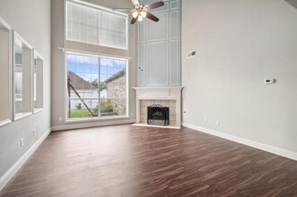 1218 St Tropez Dr in Carrollton, TX - Building Photo - Building Photo