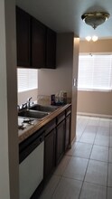 15551 Sunland Gin Rd-Unit -B-5 in Arizona City, AZ - Building Photo - Building Photo