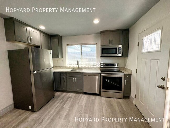property at 2992 Capewood Ln