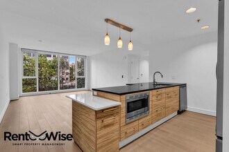 631 Folsom St in San Francisco, CA - Building Photo - Building Photo