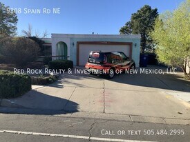 9308 Spain Rd NE in Albuquerque, NM - Building Photo