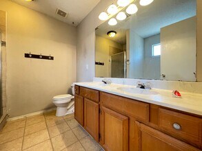 6416 Jennie Ln in Arlington, TX - Building Photo - Building Photo