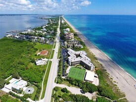 1357 NE Ocean Blvd, Unit 312 in Stuart, FL - Building Photo
