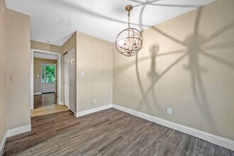 2353 Shelley St in Clearwater, FL - Building Photo - Building Photo