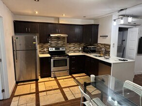 4409 Saint Laurent Boul in Montréal, QC - Building Photo - Building Photo