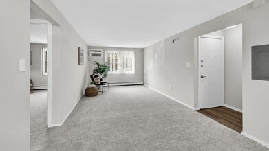 Sugarloaf Estates in Sunderland, MA - Building Photo - Building Photo