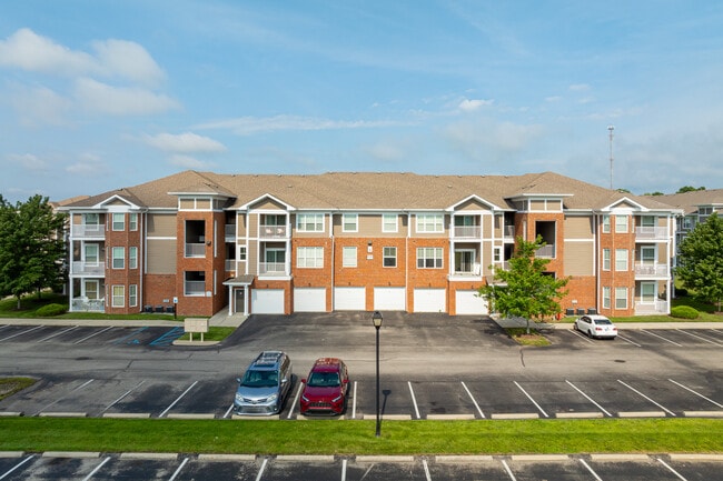 Burkart Crossing Apartments in Seymour, IN - Building Photo - Building Photo