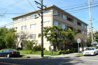 1588 Henry St in Berkeley, CA - Building Photo - Building Photo