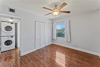 11344 Taft St, Unit 11344 in Pembroke Pines, FL - Building Photo - Building Photo