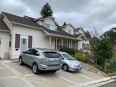 2052 Twin Creeks Pl in Hayward, CA - Building Photo - Building Photo