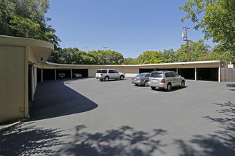 Park McKinley in Sacramento, CA - Building Photo - Building Photo