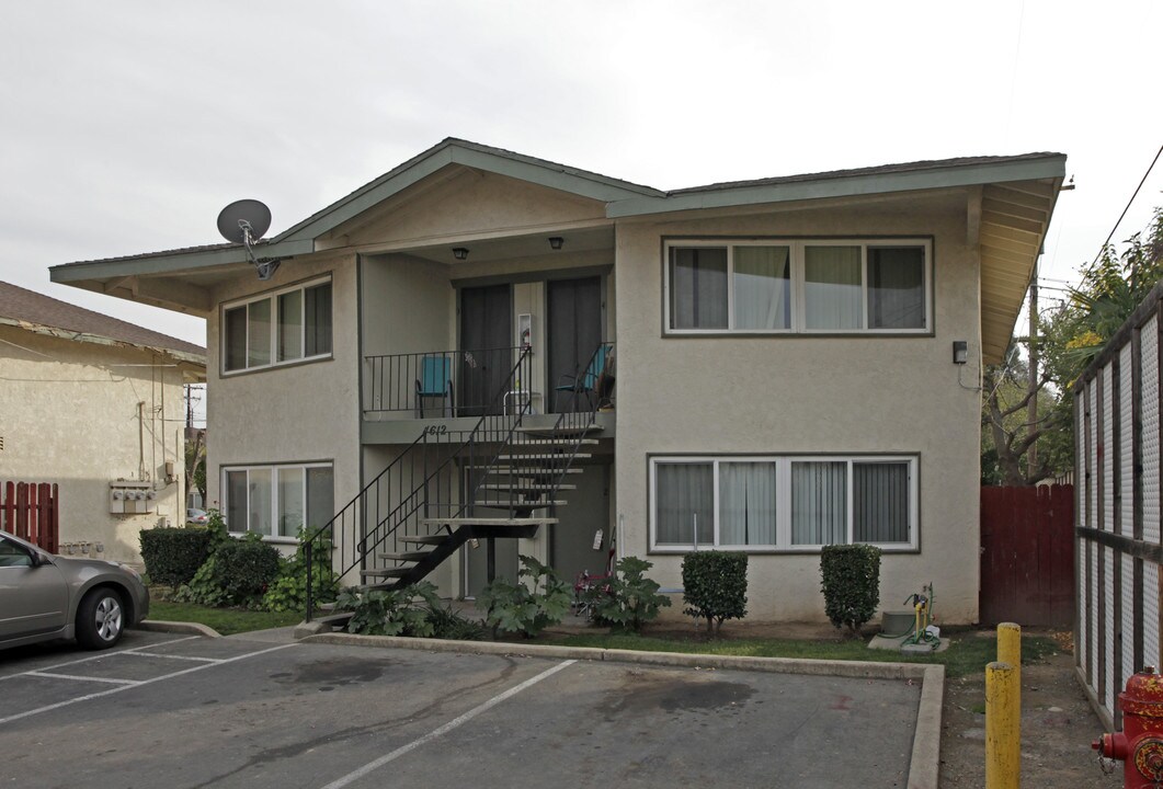 Ashdale Court Apartments in Sacramento, CA - Building Photo