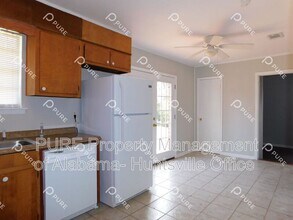 14015 SW Wyandotte Dr in Huntsville, AL - Building Photo - Building Photo